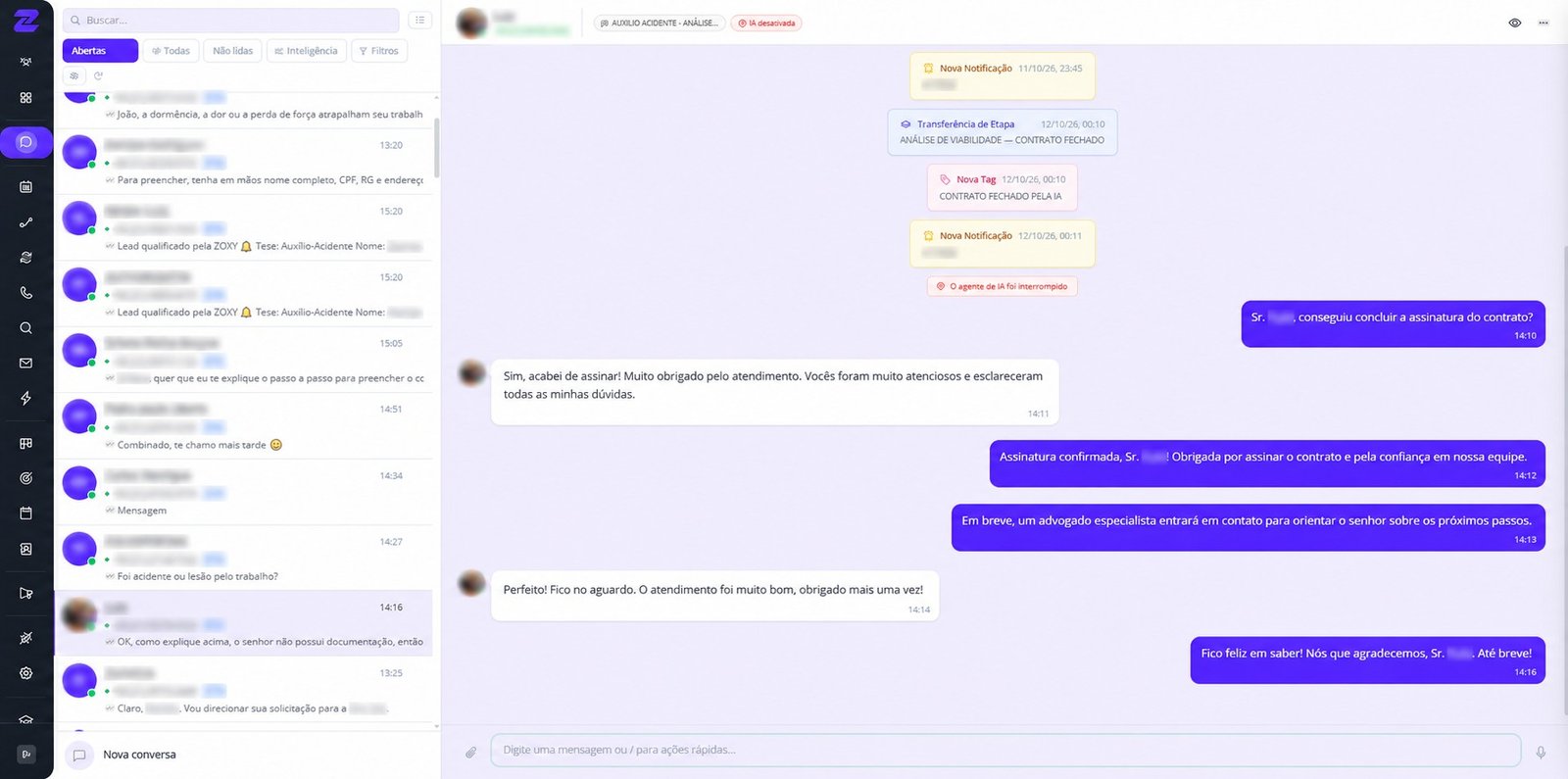 Tela de conversas da ZOXY HUB com dados pessoais protegidos e uma conversa sobre a assinatura de um contrato.